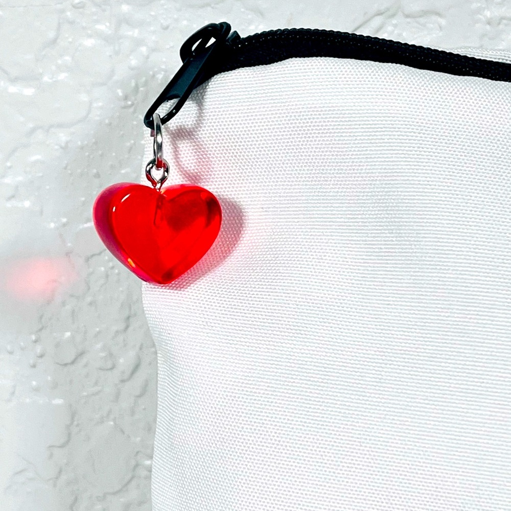 First Aid Pouch With Heart Zipper Pull - Picture 3 of 10